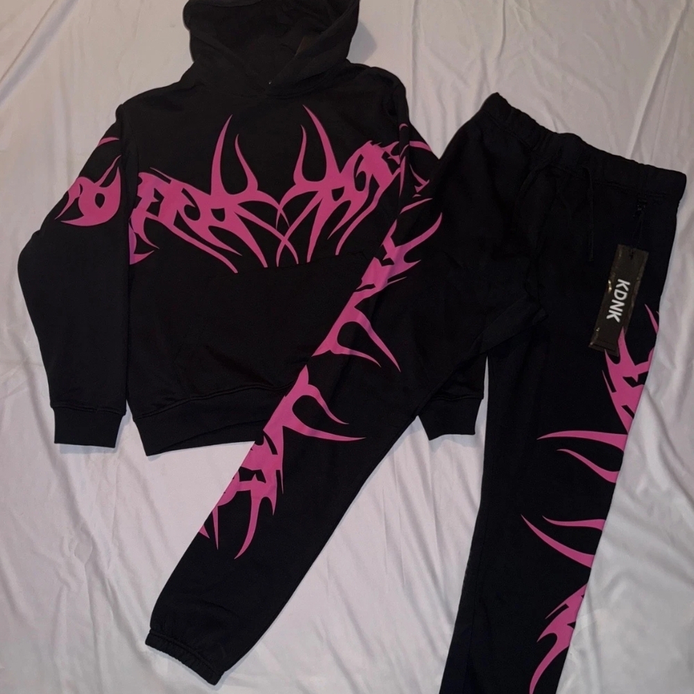 Men's Black and Pink Crewneck Sweater